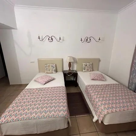 Feriehus Vila Rosa - Private Swimming Pool With Sea View